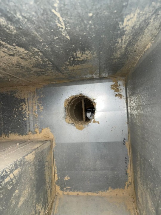 Reinigen kanalen dierenverblijf44 Project reinigen kanalen dierenverblijf - total air care